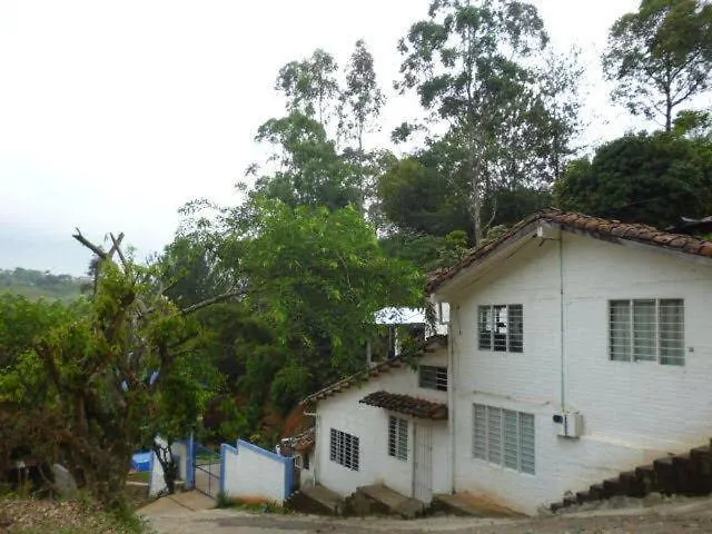 Gospodarstwo wiejskie Descanso En El Campo Cali Kolumbia